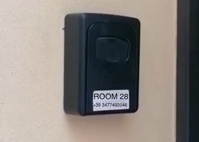 דירה 28 פררה